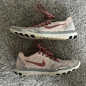Nike Free Focus Flyknit 2 Training Womens Shoes Size 9 Pink 904647-600